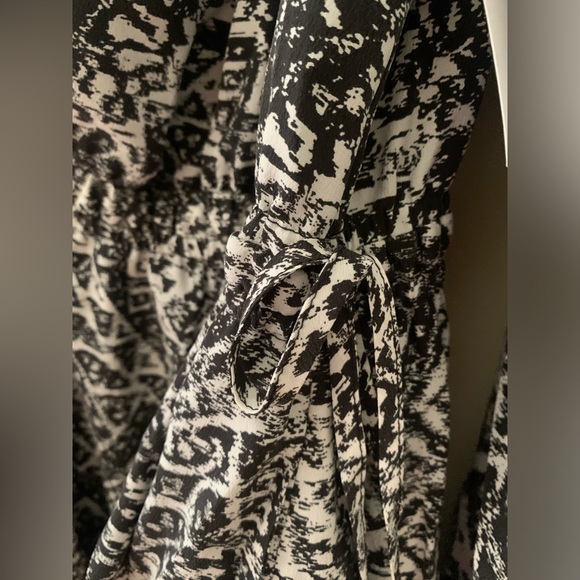 Joie June Ikat Print One-Shoulder Silk Dress - Picture 8 of 11